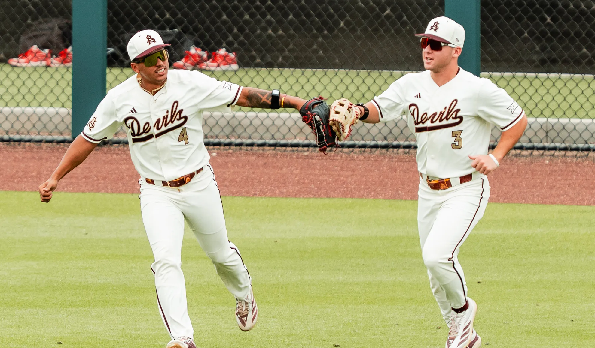 Baseball celebrates a catch vs. Utah